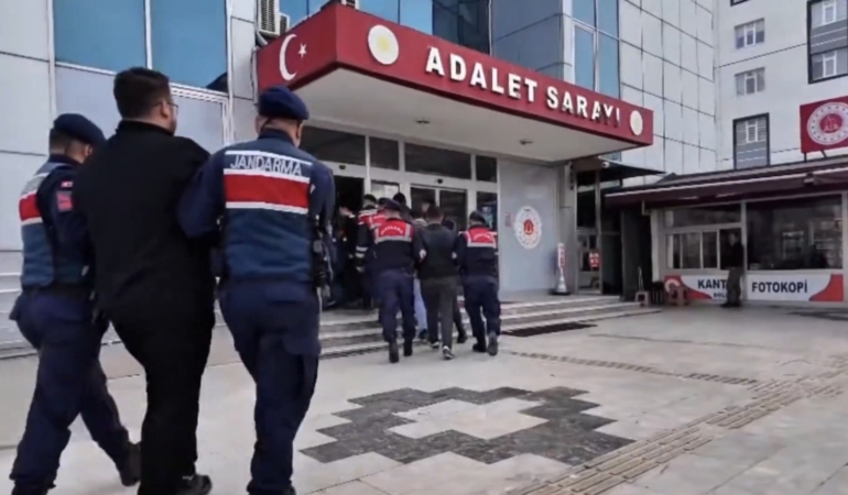 Jandarmadan 7 İlde Suç Örgütlerine Darbe: 64 Şüpheli Yakalandı