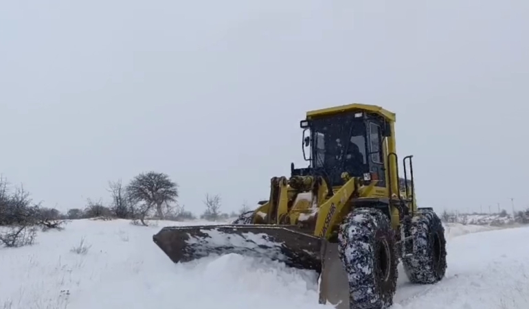 149 Mahallede Yol Açma Çalışmaları Aralıksız Sürüyor