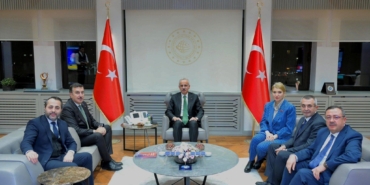 AK Parti Malatya Heyetinden Bakan Uraloğlu’na Ulaşım Gündemli Ziyaret