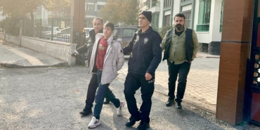 Çalıntı Araçla Malatya’ya Kaçtılar, Site Arasında Kıskıvrak Yakalandılar