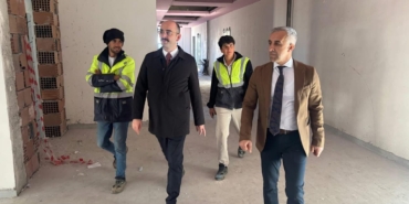 Kaymakam Sungur TOKİ’deki okul inşaatlarını inceledi