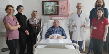 Malatya Eğitim ve Araştırma Hastanesinde Bir İlk: Aort Yırtığı Kapalı Yöntemle Onarıldı