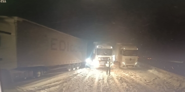 Yoğun Kar Yağışı Uyarısı: Karayolları 24 Saat Sahada Olacak