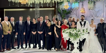 CHP Genel Başkanı Özgür Özel Malatya’da Nikah Şahidi Oldu
