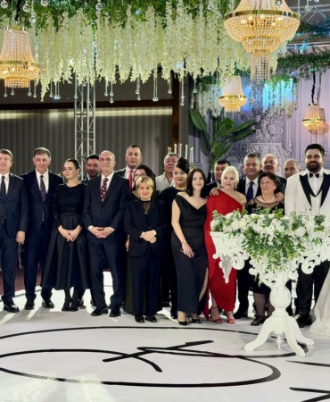 CHP Genel Başkanı Özgür Özel Malatya’da Nikah Şahidi Oldu