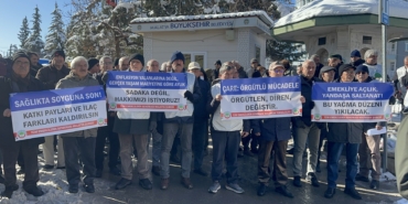 Emekliler Seyyanen Zam İçin Sokağa Çıktı
