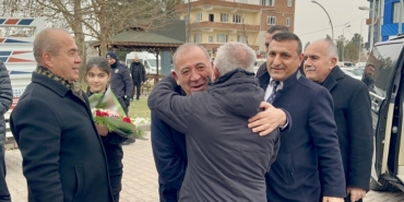 Gürsel Tekin'den Göçer’e Destek Ziyareti: “Nerede Haksızlık Varsa Oradayız”