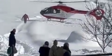 Kar Ve Tipiye Rağmen Zamanla Yarış: Ambulans Helikopter Karlı Zemine İndi