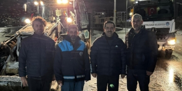 Başkan Taşkın Gece Boyu Kar Mesaisini Sahada Takip Etti