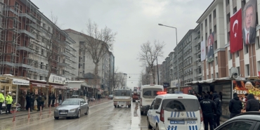 İnönü Caddesi'ndeki Konteyner İşyerleri Taşınıyor