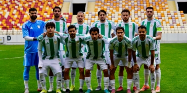 Yeşilyurtspor’dan Üst Üste Galibiyet, Diyarbekirspor’u 90+3’te Devirdi