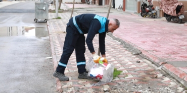 Battalgazi’de Bayram Sonrası Cadde ve Sokaklarda Yoğun Temizlik Çalışmaları