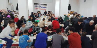 Faik Erdoğan Vakfı Camii’nde Tekne Orucu İftar Programı Düzenlendi
