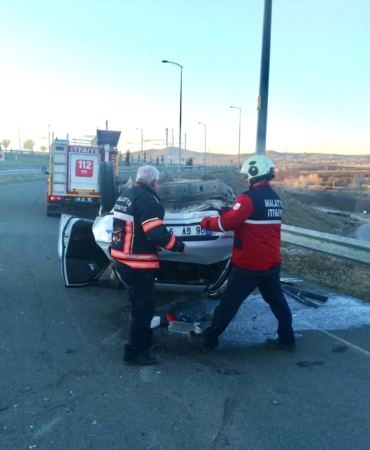 Malatya-Elazığ Karayolunda Trafik Kazası: 3 Yaralı