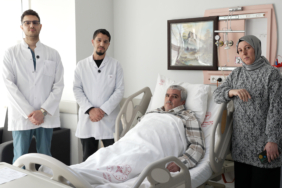 Malatya’da 20 Santimetrelik Dev Kitle Kapalı Yöntemle Çıkarıldı