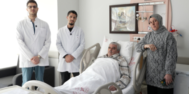 Malatya’da 20 Santimetrelik Dev Kitle Kapalı Yöntemle Çıkarıldı