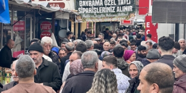 Malatya’da Arefe Günü Çarşı Pazarda Yoğunluk