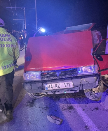 Zincirleme Kazada Ağır Yaralanan Sürücü Hayatını Kaybetti