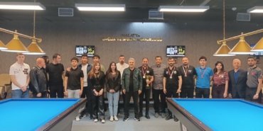 23 Nisan 3 Bant Bilardo Şampiyonası Sona Erdi