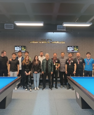 23 Nisan 3 Bant Bilardo Şampiyonası Sona Erdi