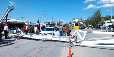 Battalgazi’de İnşaat Kazası: Beton Pompası Caddeye Devrildi