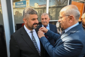 CHP’den İstifa Eden Meclis Üyesi AK Parti’ye Katıldı