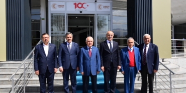 Cemil Çiçek’ten Malatya ve Turgut Özal Vurgusu