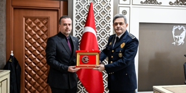 Karademir: İş Dünyası Olarak Her Zaman Kahraman Polislerimizin Yanındayız
