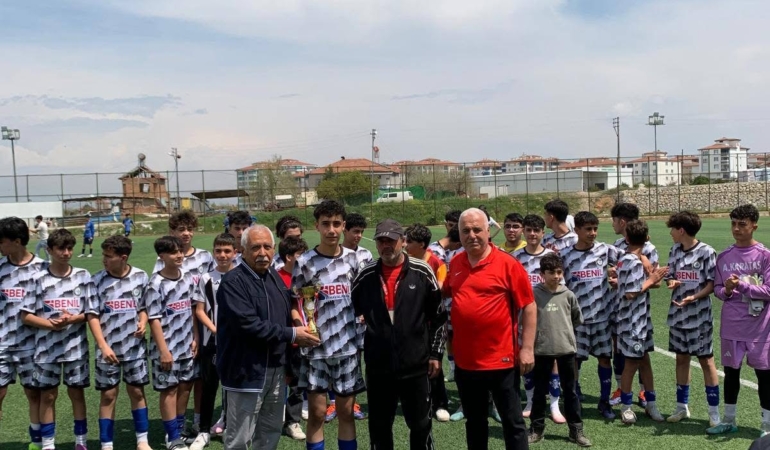 Malatya Fenerspor U-15’te Şampiyon Oldu