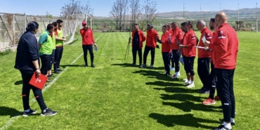 Malatya’da Bir İlk: Kaleci Antrenörleri Sahaya İndi