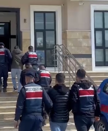 Malatya'da Düşük Faizli Kredi Dolandırıcılığı Operasyonu: 3 Şüpheli Tutuklandı