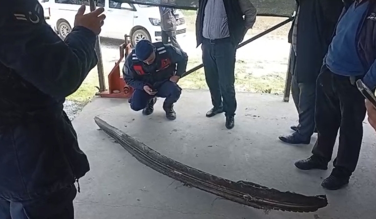 Malatya’da Peş Peşe Bulunan Şüpheli Cisimler Merak Uyandırdı