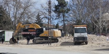 Malatya’da Sanayi Sitesinde Yıkım Süreci Devam Ediyor