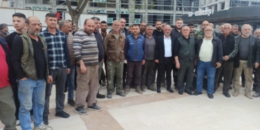 Sanayi Esnafı Valilik Önünde Toplandı: 3 Gün Süre Verilen Esnaflardan Vekillere Sert Tepki
