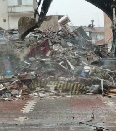 Vazioğlu Apartmanı Davasında Karar Açıklandı: Müteahhide 6 Yıl 3 Ay Hapis Cezası