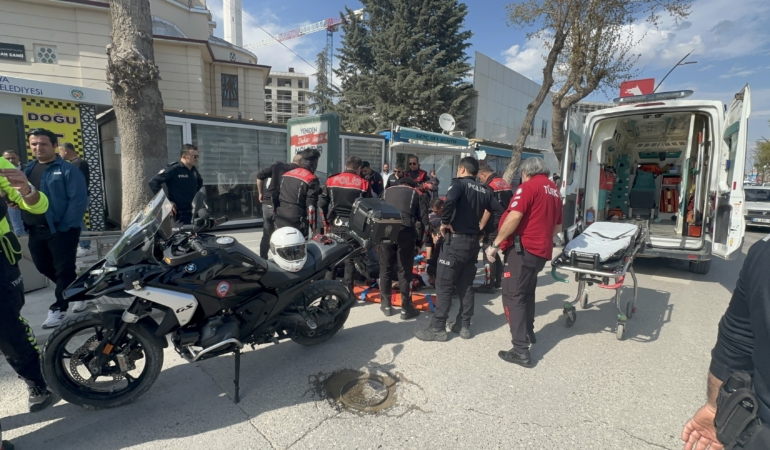 Yunus Timi Kaza Yaptı: 2 Polis Yaralandı