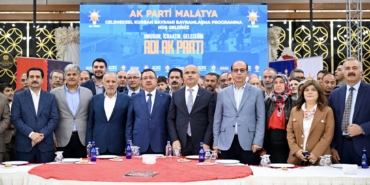 AK Parti Malatya Teşkilatında Bayramlaşma Programı Düzenlendi