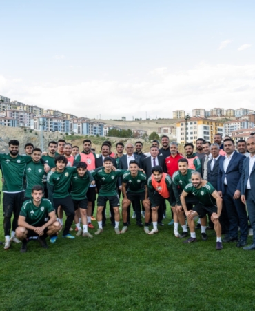 Başkan Er’den Final Öncesi Moral Ziyareti