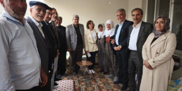 İYİ Parti’den Anneler Günü Ziyareti