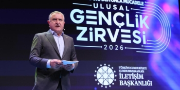 İnönü Üniversitesi Öğrencileri Dezenformasyonla Mücadele Zirvesi’nde Yer Aldı
