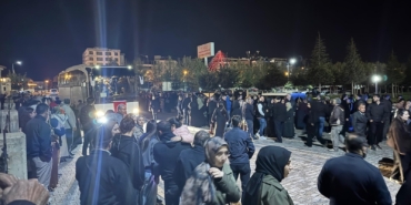Kutsal Yolculukta Duygu Seli: İlk Hac Kafilesi Gözyaşlarıyla Uğurlandı