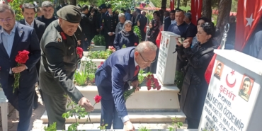 Malatya’da Arife Günü Şehitlikte Duygu Dolu Ziyaret