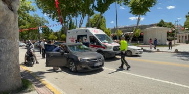 Otomobilin Çarptığı Yaşlı Adam Ağır Yaralandı