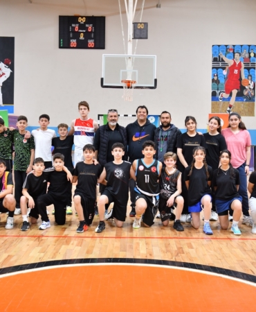 Yeşilyurt Belediyesi’nin Basketbol Turnuvasında Dostluk Ve Rekabet Bir Arada Yaşandı