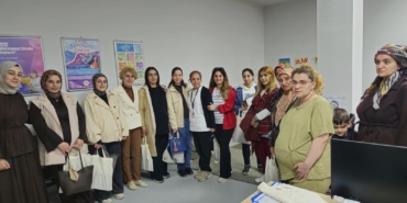 Yeşilyurt’ta Gebe Okulu Eğitimi: Anne Adaylarına Doğum ve Emzirme Bilgilendirmesi
