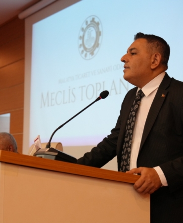 Başkan Sadıkoğlu, Uçak Sefer Sayısının Artırılması İçin Girişimde Bulundu