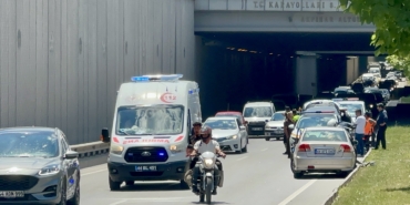 Çevreyolunda Kaza Trafiği Kilitledi: 1 Yaralı