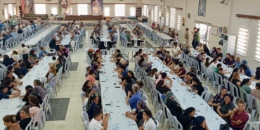 Engüzek Cem ve Kültür Evi’nde Bin Kişilik Aşure Lokması