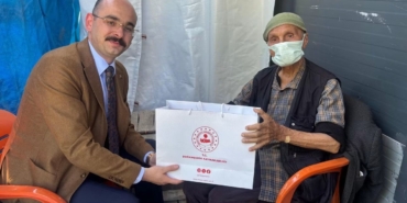 Kaymakam Sungur’dan Babalar Günü’nde Anlamlı Ziyaret