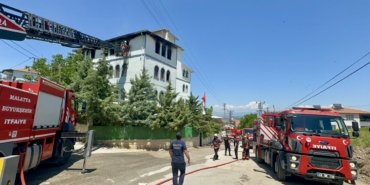 Medresede Korkutan Yangın; Maddi Hasar Oluştu